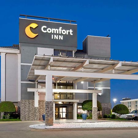 Comfort Inn Dallas North Love Field Airport Extérieur photo