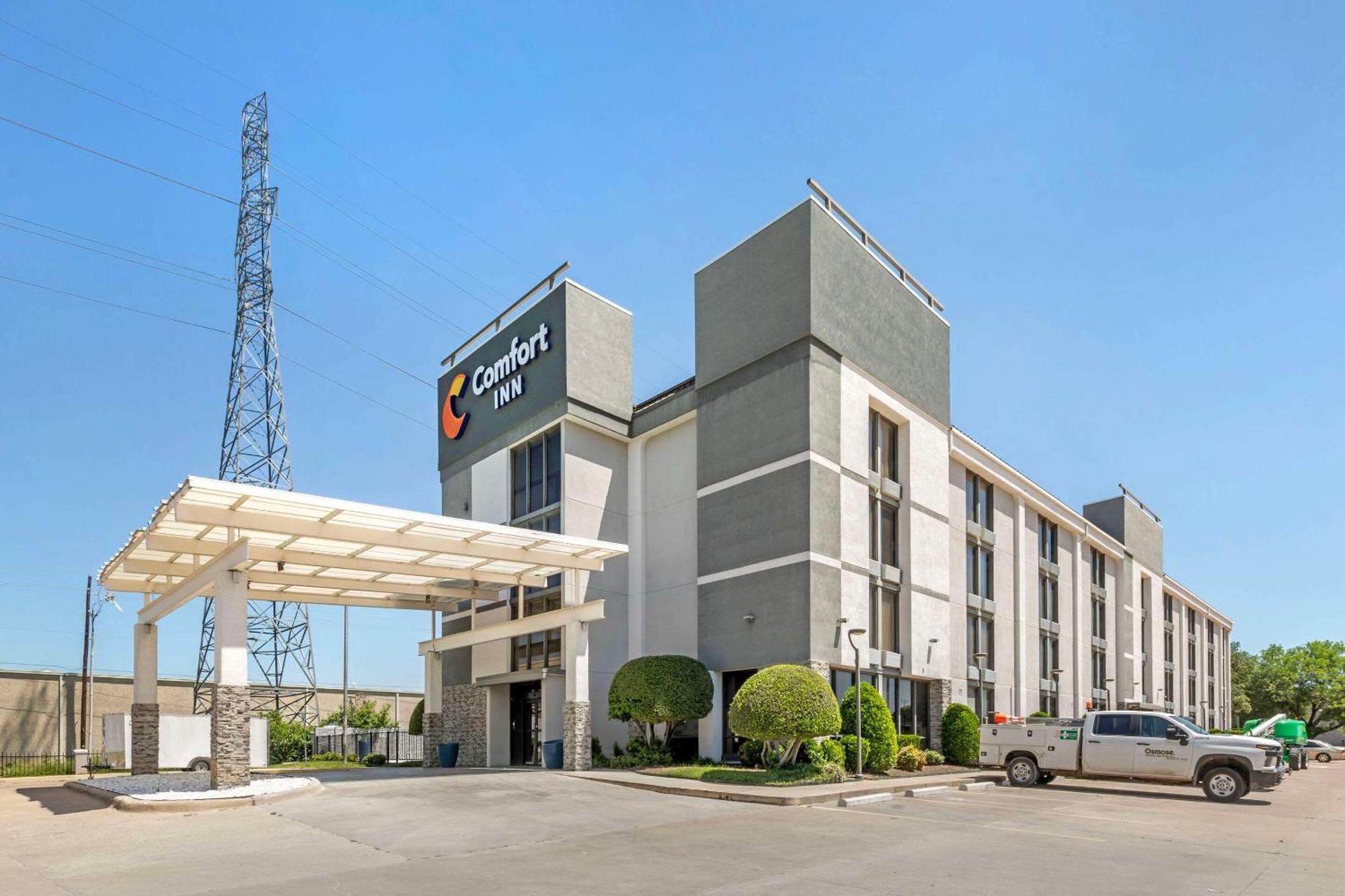 Comfort Inn Dallas North Love Field Airport Extérieur photo